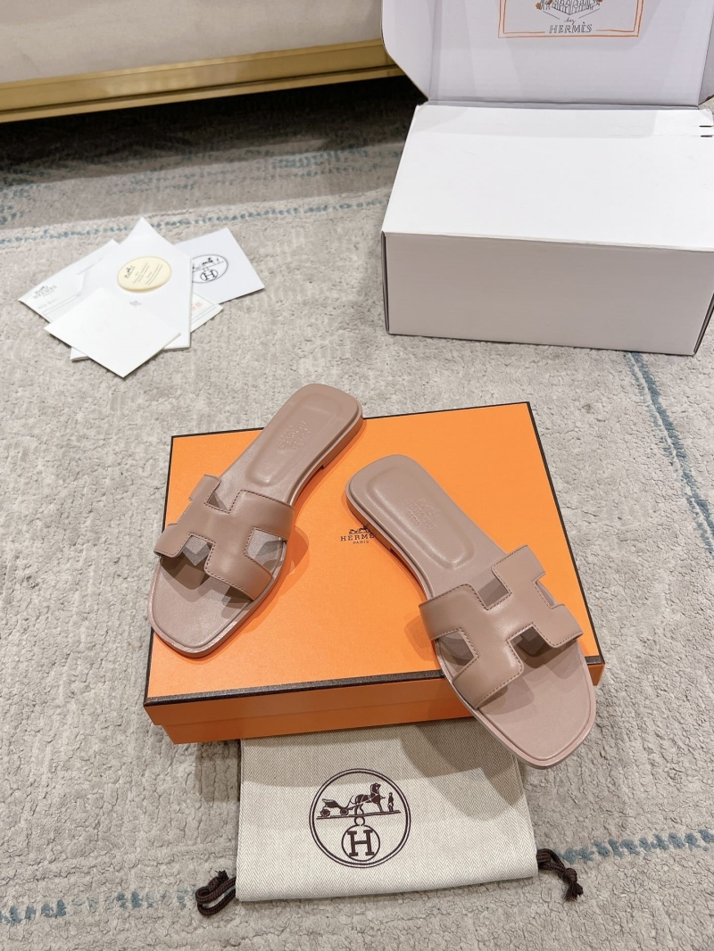 Hermes Slippers